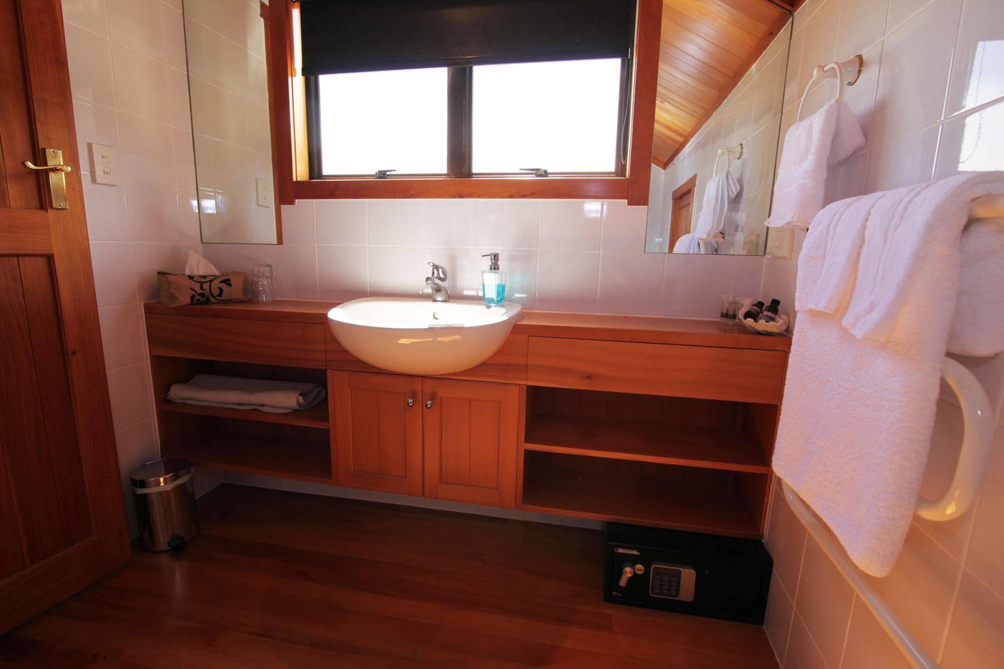 Te Puru Beach Lodge Zewnętrze zdjęcie
